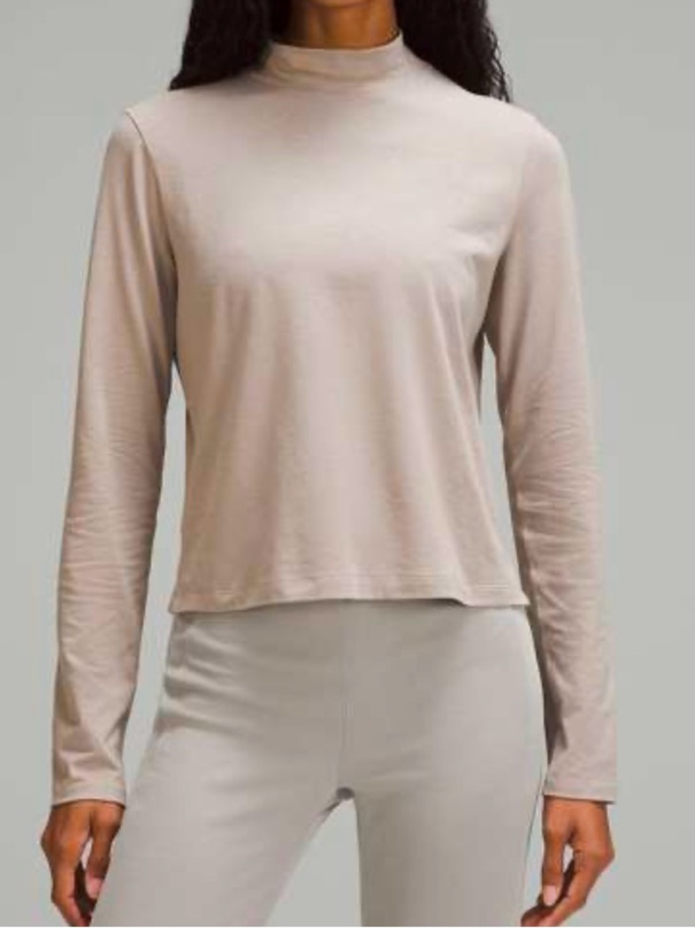 Lululemon Classic Long Sleeve Mock Neck Top in Light Beige Medium